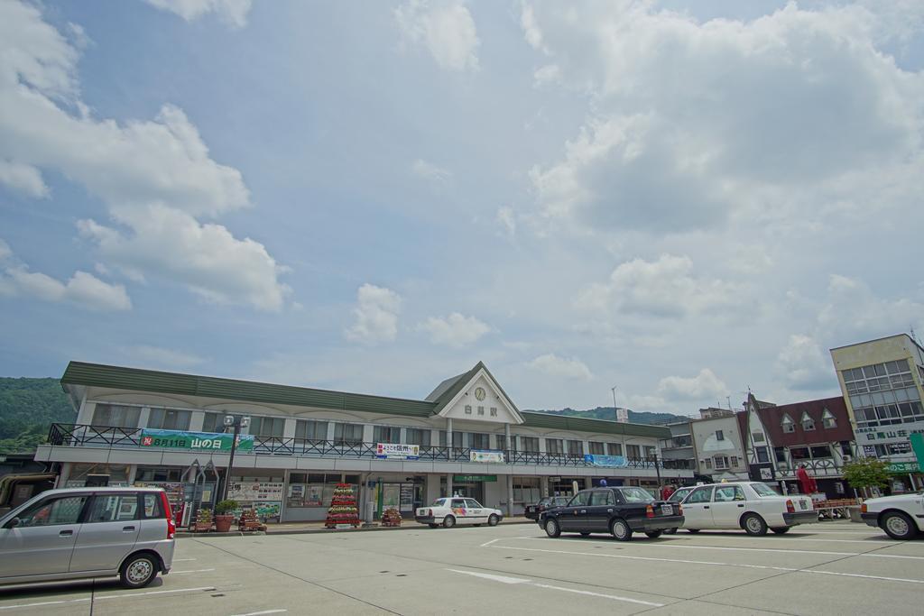 Hakuba Station Guesthouse En Екстер'єр фото