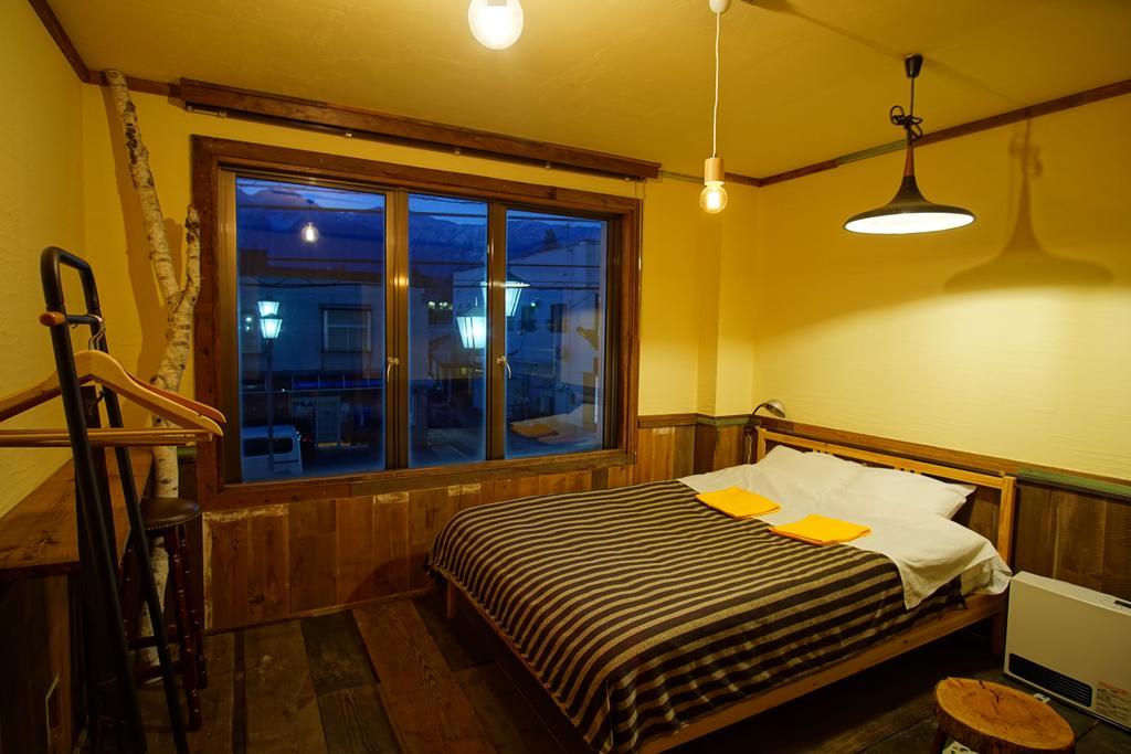 Hakuba Station Guesthouse En Екстер'єр фото